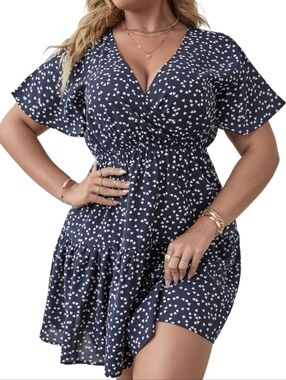 Navy Blue And White Heart Print V-Neck Short Sleeve Dress Size 2X